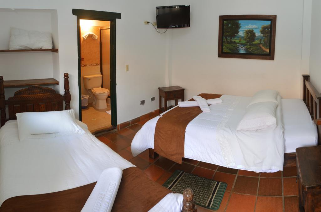 Antonio Narino Hotel